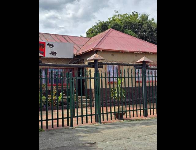 BUSINESS FOR SALE IN GERMISTON SOUTH